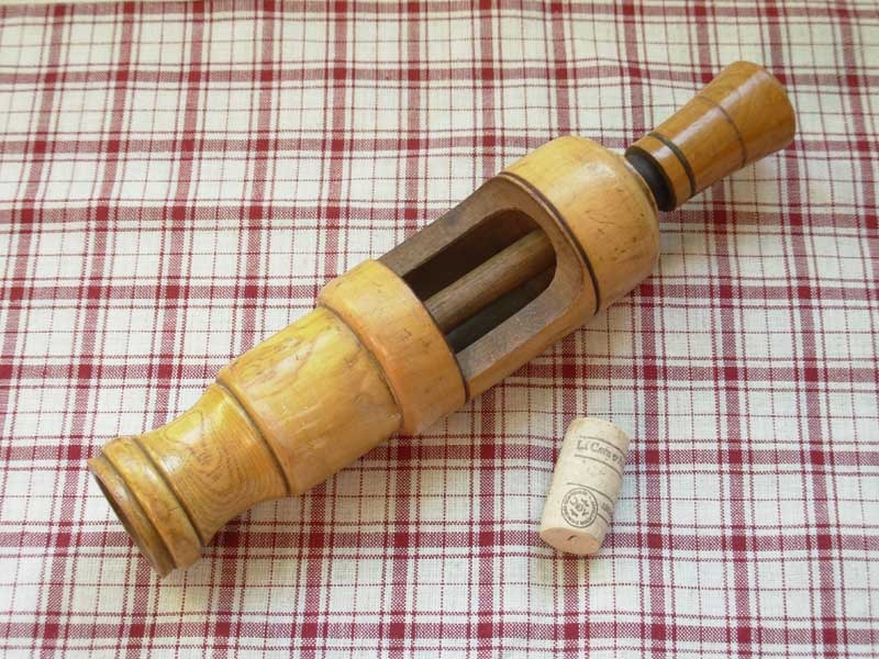 Bouchonneuse en bois