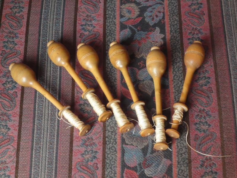 Fuseaux de dentellière en bois