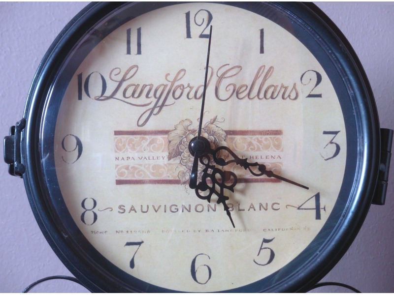 Horloge sur pied en fer forgé