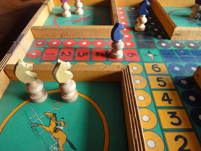 Jeu de dada en bois