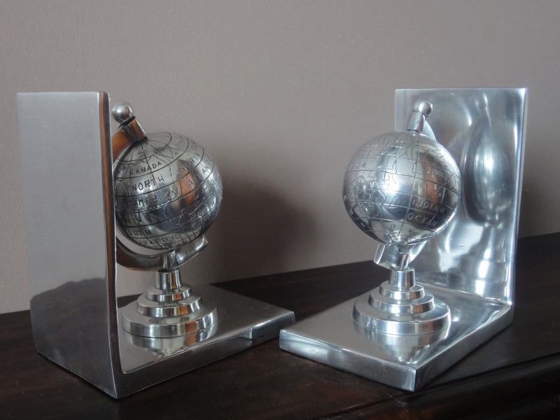 Serre-livres Globes en métal chromé